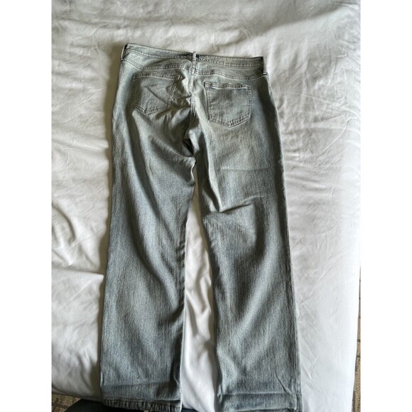Gap Women’s Jeans Straight Leg Size 32 Light Wash Distressed - Picture 7 of 7